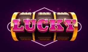 Q333 Slots Myanmar ကစားသမားများ PG Soft Pragmatic Play ဂိမ်းများ ကစားနေသောမြင်ကွင်း